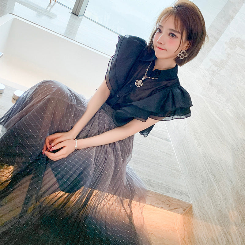 ラッフルスリーブシャツ×グラデーションプリーツシアースカート 