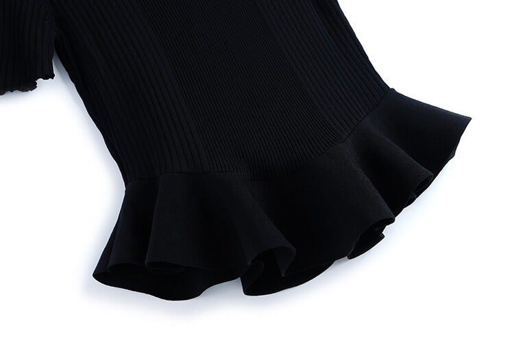 ペプラムニットトップス×チェーン付きストレートデニムパンツ【上下別売り可】