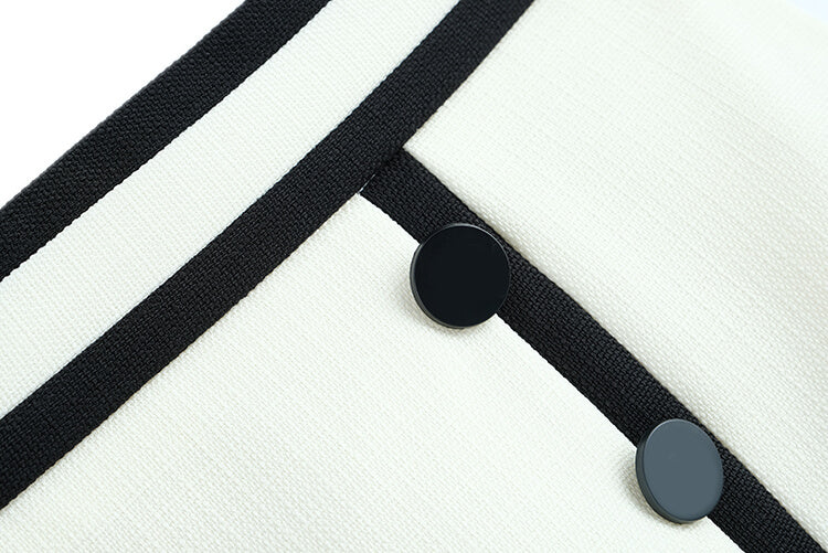 ビジューフラワーノーカラージャケット×フロントボタンスカート(2colors)