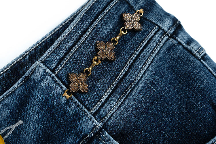 ペプラムニットトップス×チェーン付きストレートデニムパンツ【上下別売り可】